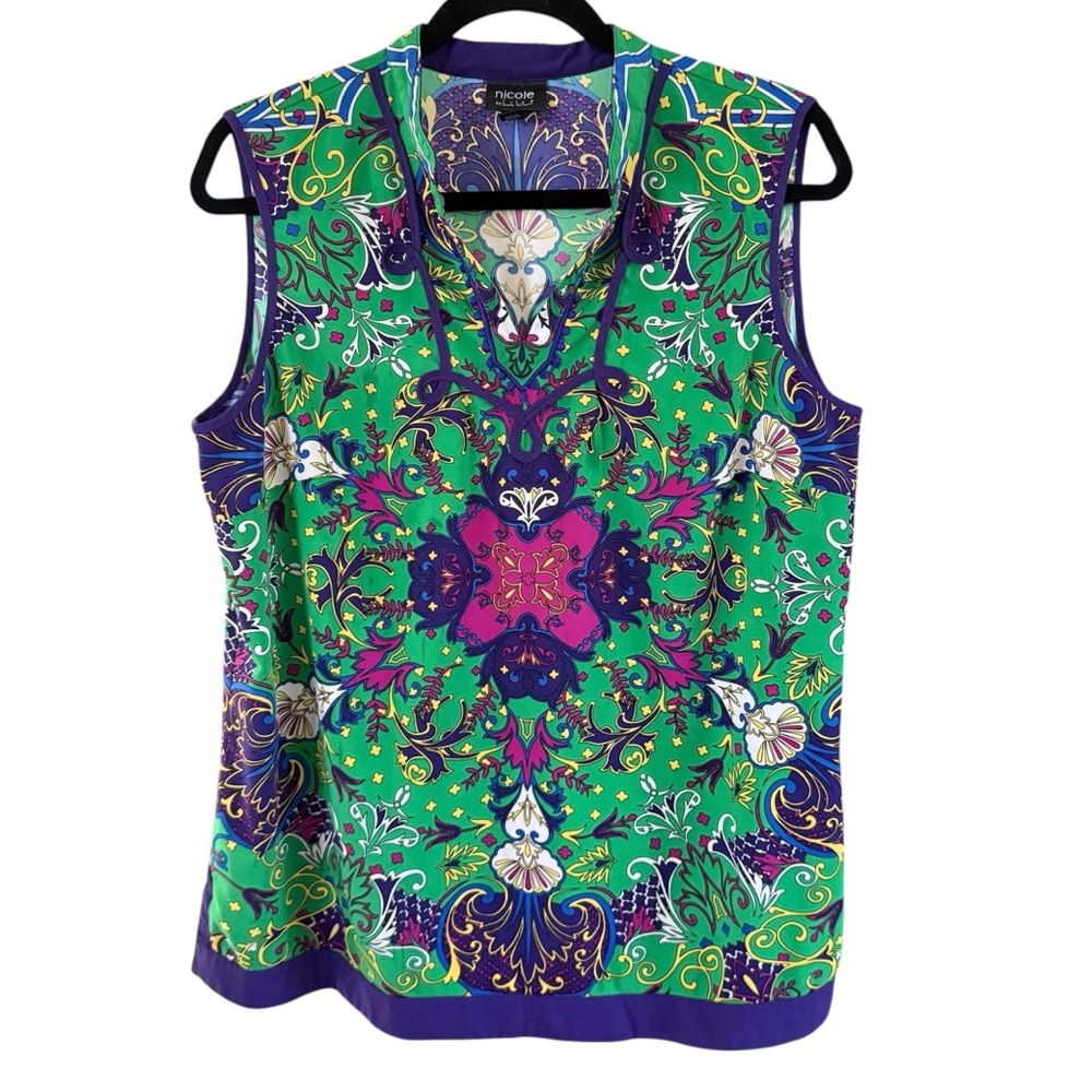 Nicole by Nicole Miller Green and Purple Graphic Tank Top